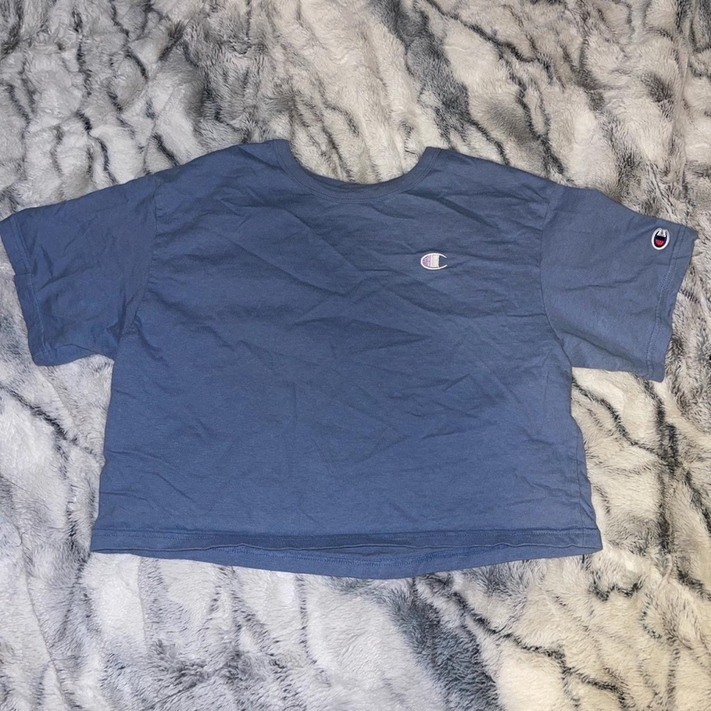 Champion t shirt